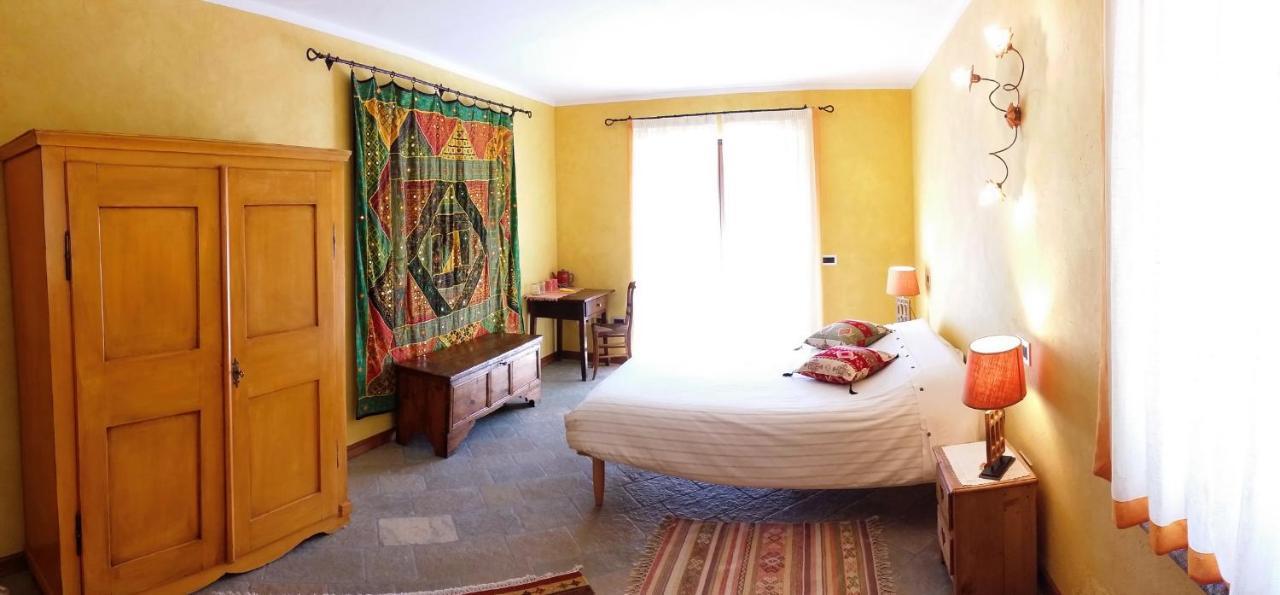 Le Renard D'Introd Bed & Breakfast エクステリア 写真